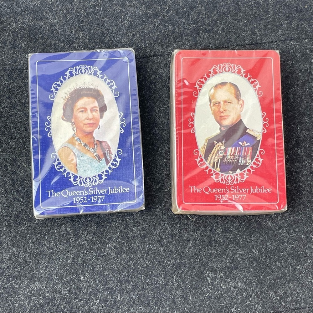 Vintage Queen Elizabeth II Silver Jubilee 1977 Waddington's Fine Playing Cards - Picture 5 of 12